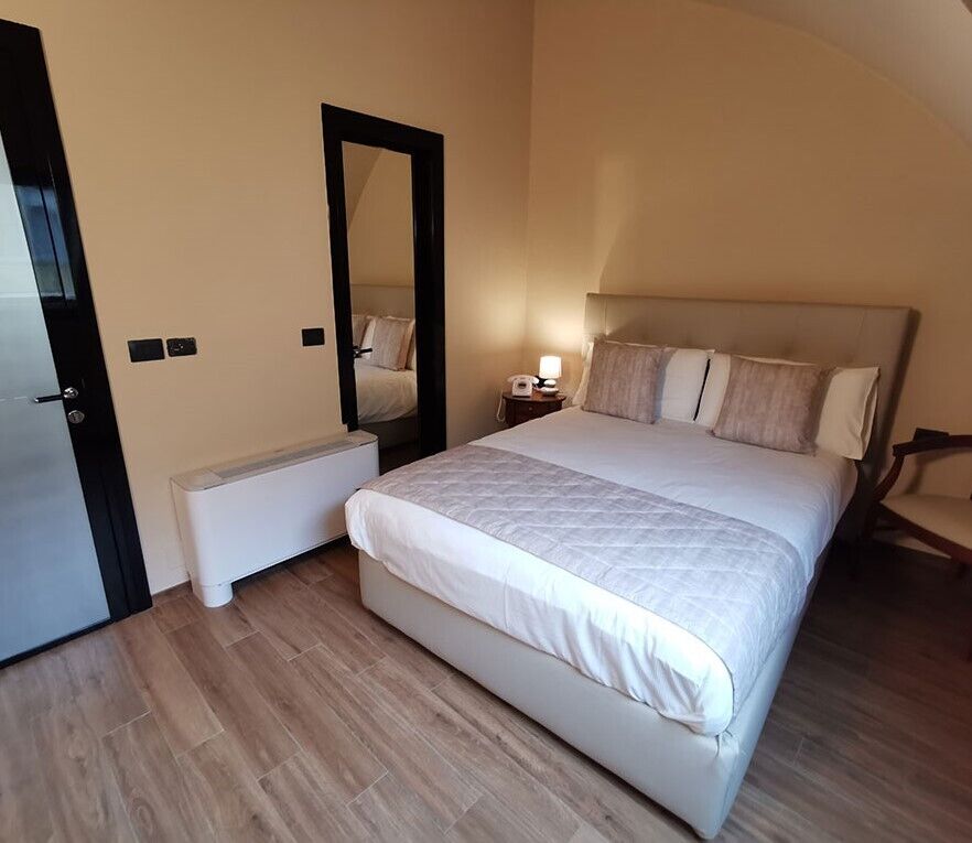 Hotel Valentino Du Parc Turin Bilik gambar