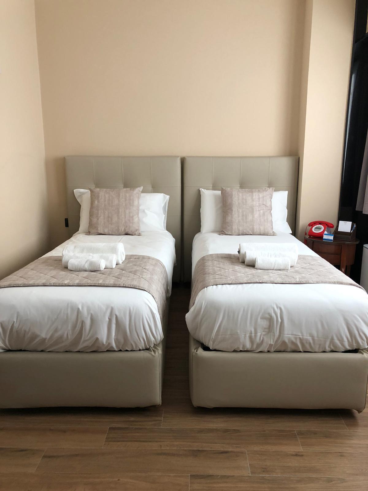 Hotel Valentino Du Parc Turin Bilik gambar